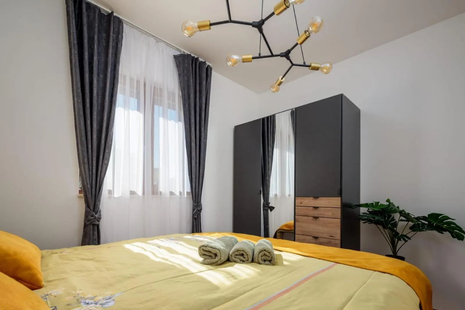 Mirela'S Golden Luxury Apartment 스플리트