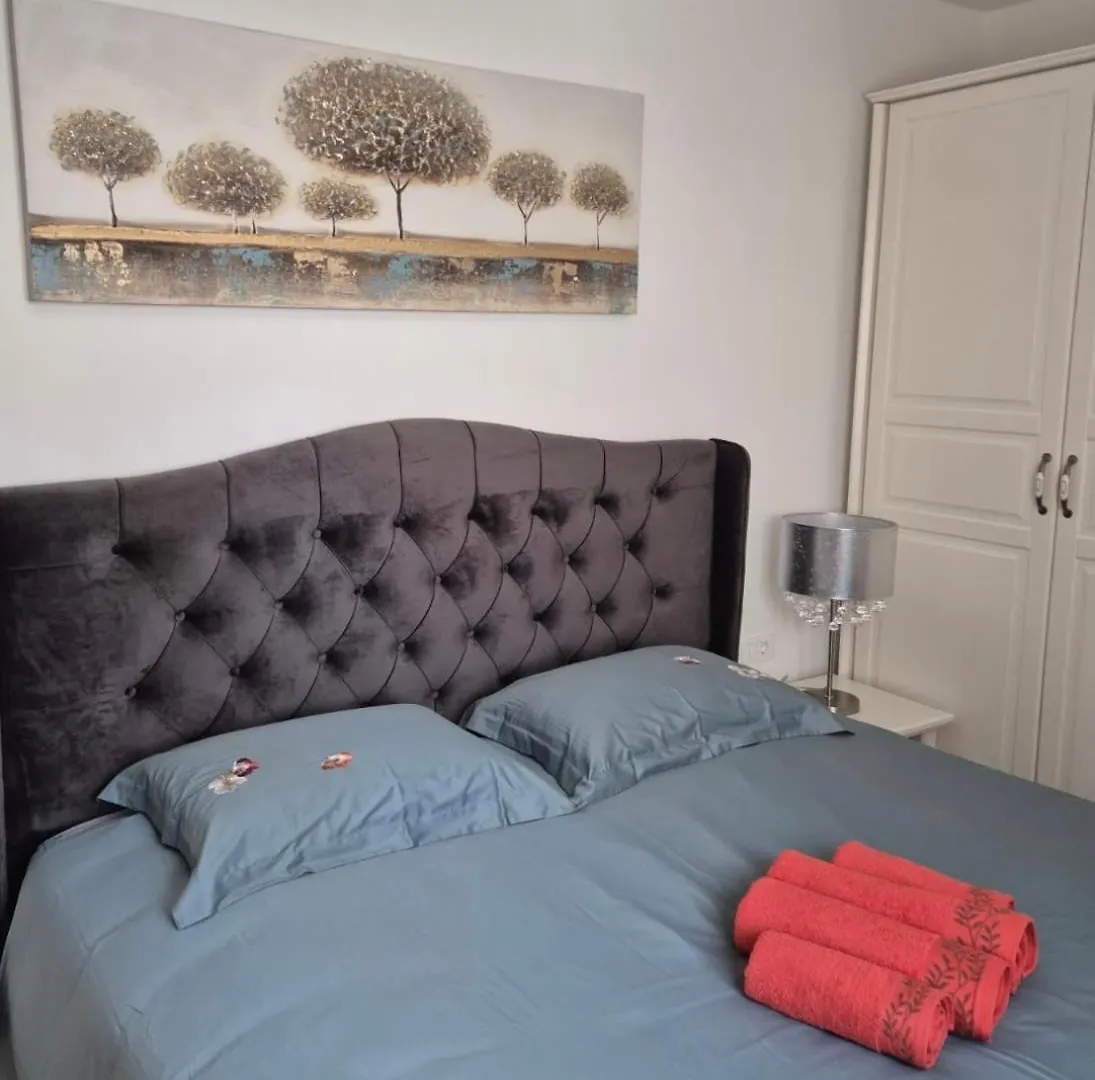 Mirela'S Golden Luxury Apartment Сплит 0*,  Хорватия